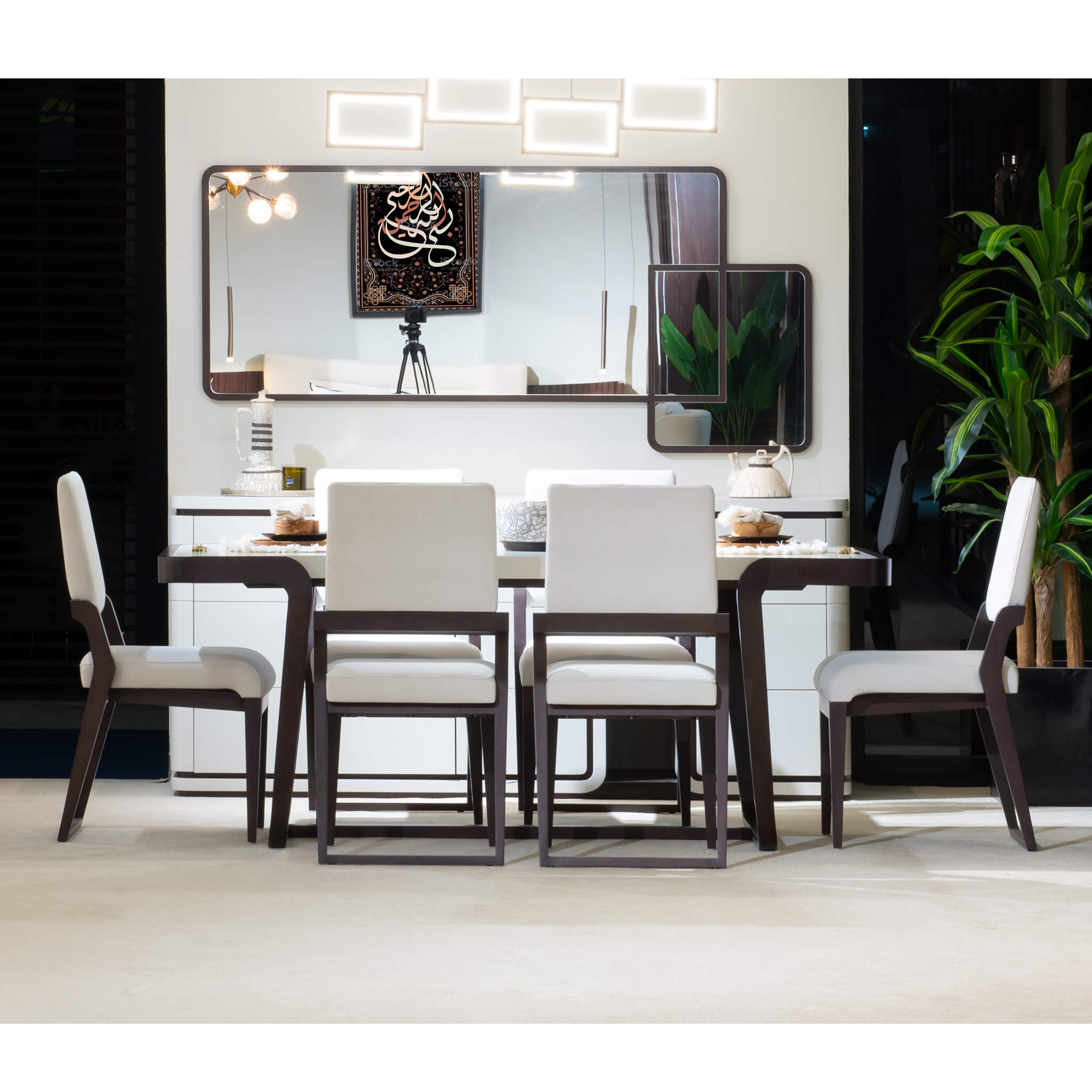 طاولة طعام رقية مع 6 كراسي