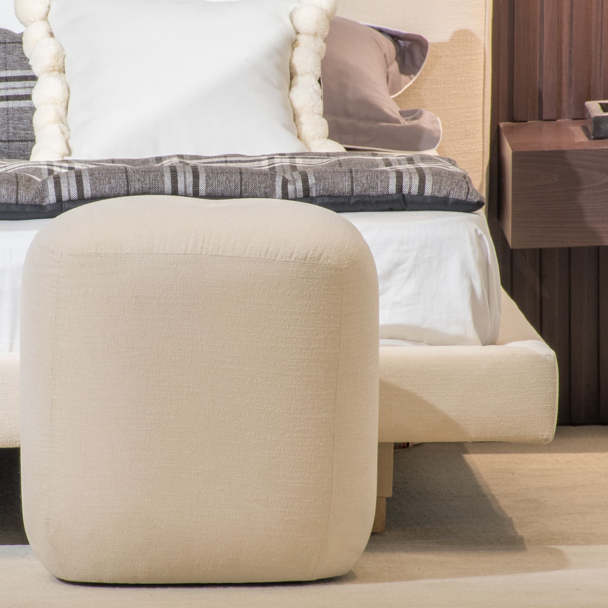 مجموعة غرفة نوم سيدار